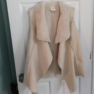 Faux Fur Vest 🍂🍃